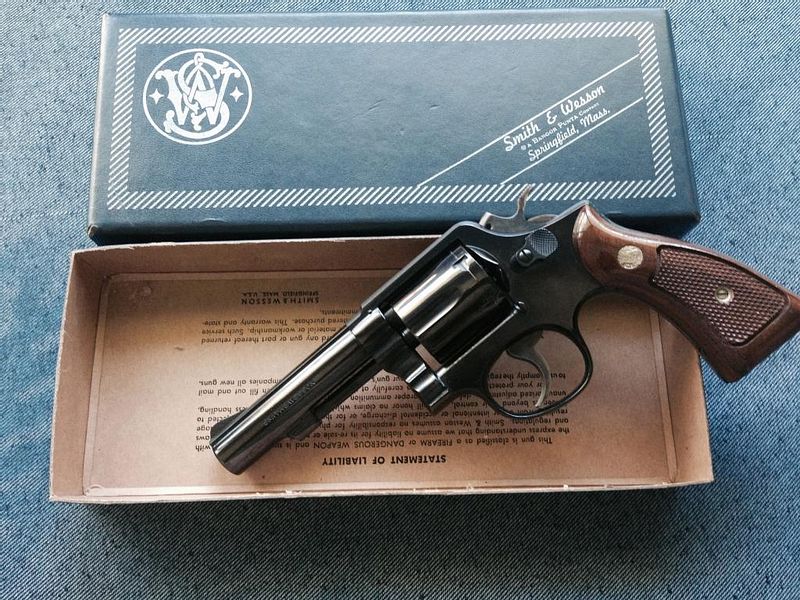 smith and wesson serial numbers database
